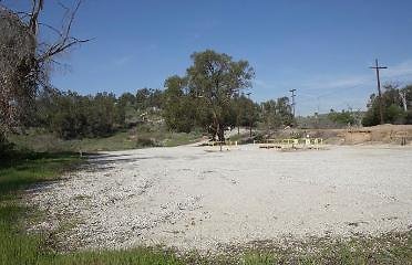 area 6 se corner facing w-372x240