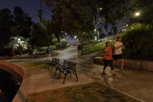 Echo Park Lake 20080912 JH025