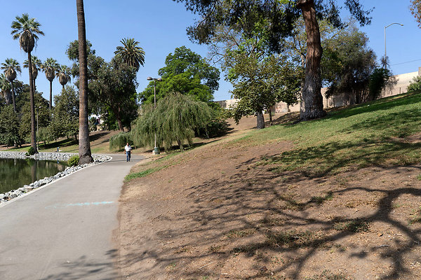 Hollenbeck Park 180911JH017