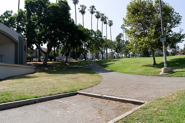 Hollenbeck Park 180911JH073