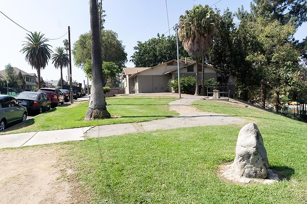 Hollenbeck Park 180911JH081