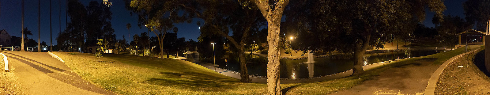 Hollenbeck Park at Night20180914JH0017