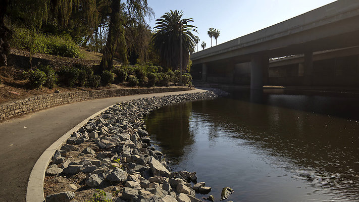 Hollenbeck Park Overpass002