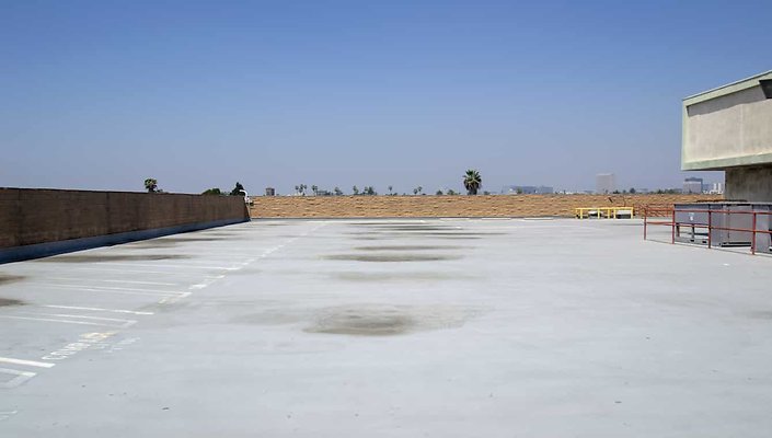 1330-N.-Pico-Parking-Lot-050
