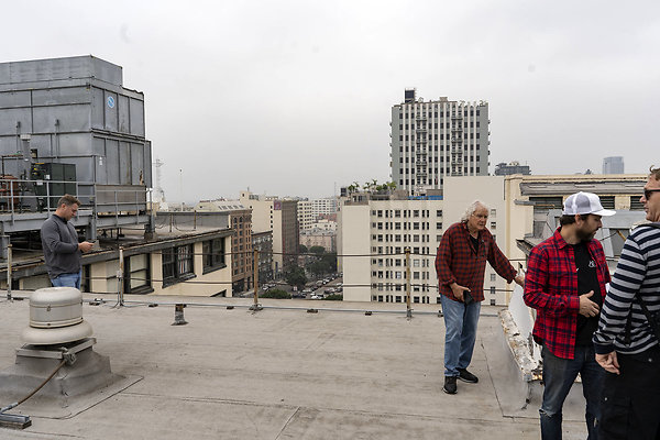 SecurityBldgRooftopCreativeScout20180925JH016