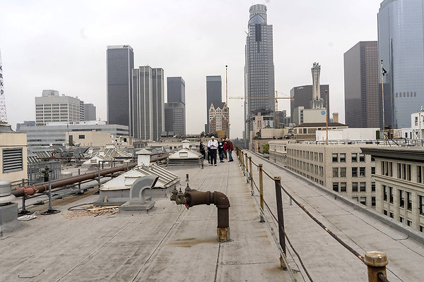 SecurityBldgRooftopCreativeScout20180925JH030