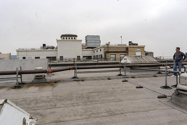 SecurityBldgRooftopCreativeScout20180925JH011