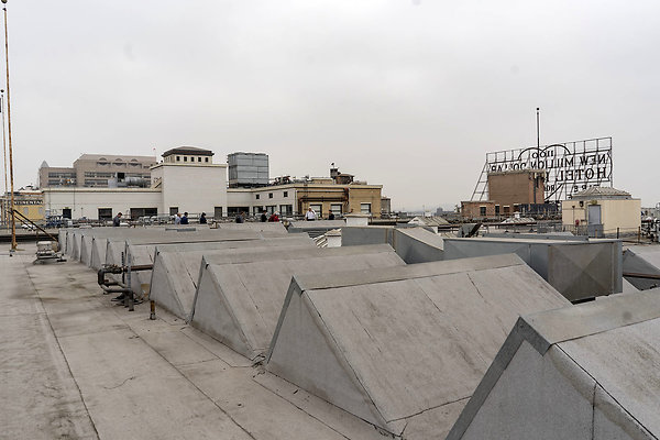 SecurityBldgRooftopCreativeScout20180925JH032