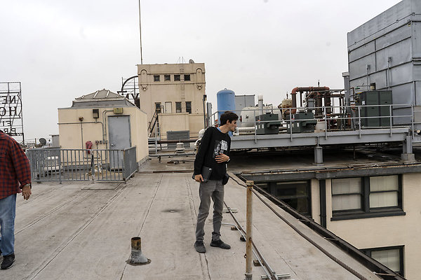 SecurityBldgRooftopCreativeScout20180925JH013