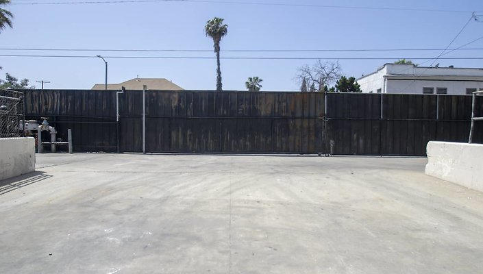 1330-N.-Pico-Loading-Dock-024