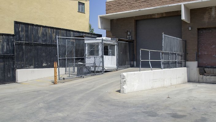 1330-N.-Pico-Loading-Dock-013