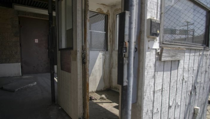 1330-N.-Pico-Loading-Dock-020