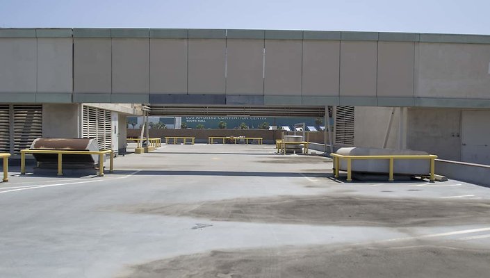1330-N.-Pico-Parking-Lot-041