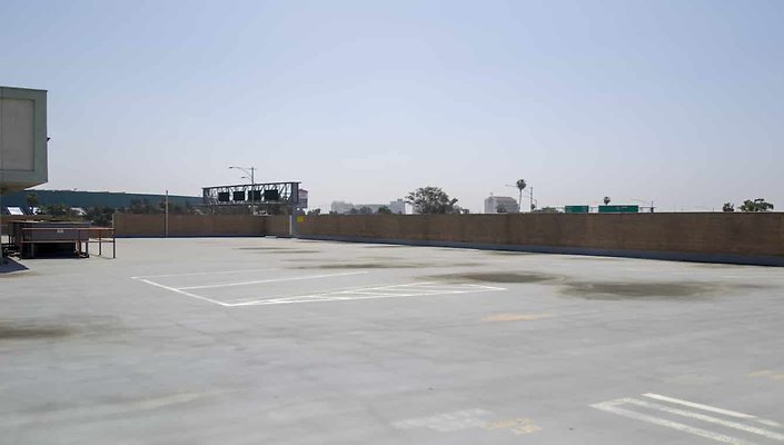 1330-N.-Pico-Parking-Lot-044