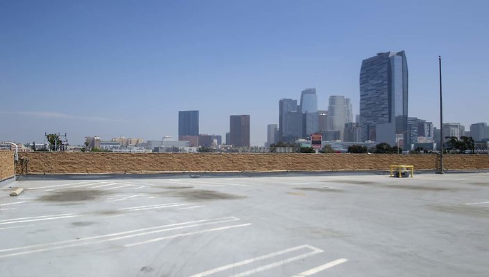 1330-N.-Pico-Parking-Lot-038