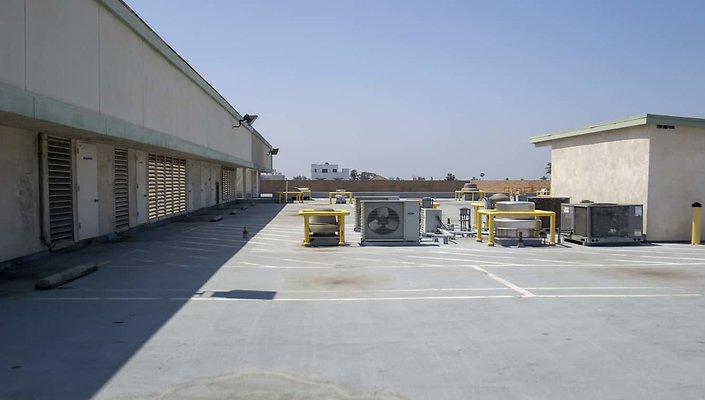 1330-N.-Pico-Parking-Lot-034