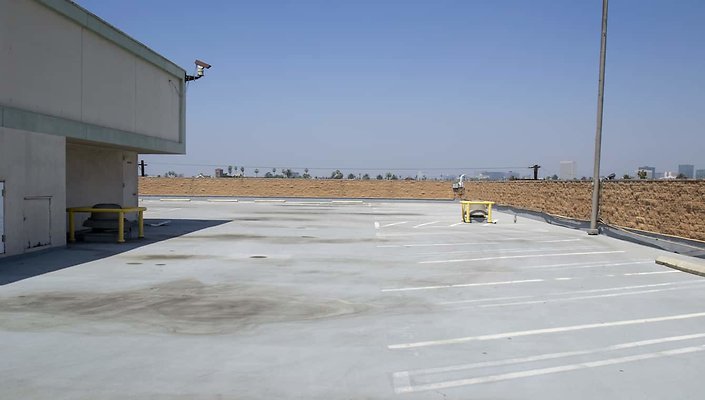 1330-N.-Pico-Parking-Lot-032