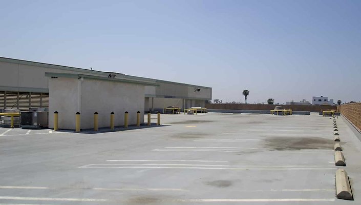 1330-N.-Pico-Parking-Lot-036