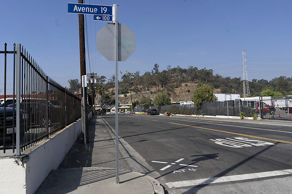 YongNakChurchAreaSt 180911JH011