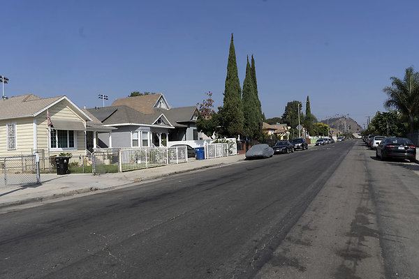 YongNakChurchAreaSt 180911JH022