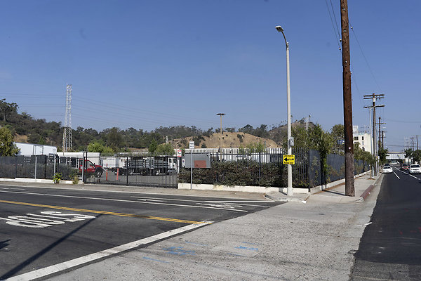 YongNakChurchAreaSt 180911JH012