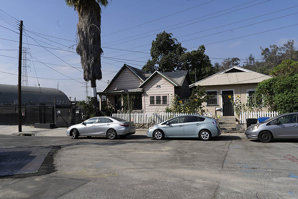 YongNakChurchAreaSt 180911JH007