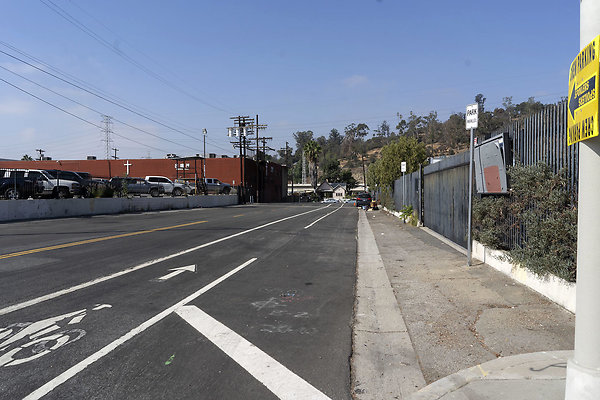 YongNakChurchAreaSt 180911JH014