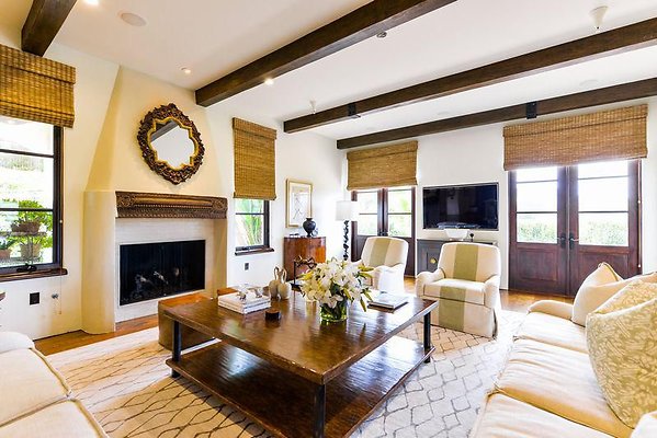 UNIVERSAL LA FILM SITESG 2