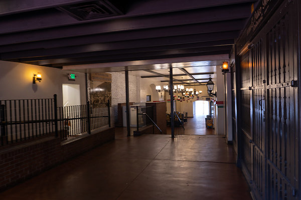 Olvera St 180911JH045