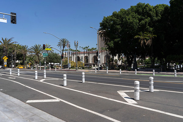 Olvera St 180911JH022