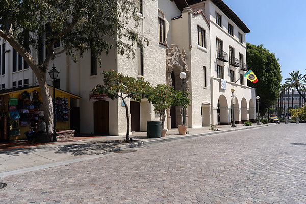 Olvera St 180911JH033