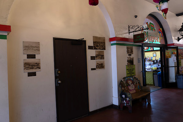 Olvera St 180911JH047