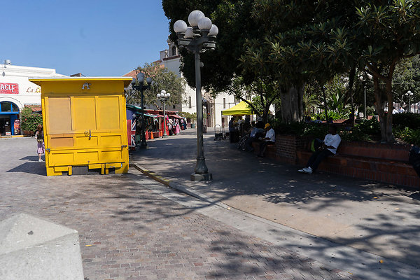 Olvera St 180911JH014