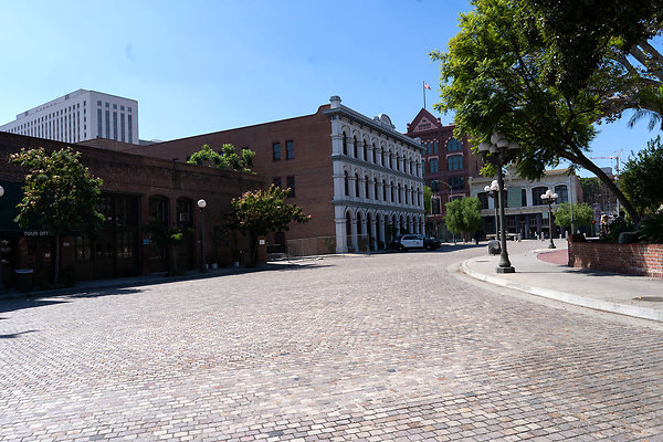 Olvera St 180911JH025