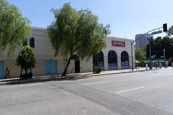 Olvera St 180911JH004