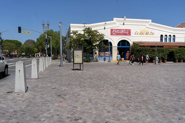 Olvera St 180911JH010