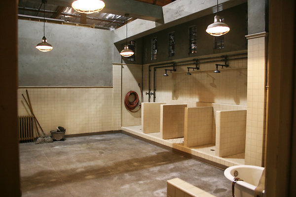 Capital+Arts+Set,+Asylum+Shower+Room (1)