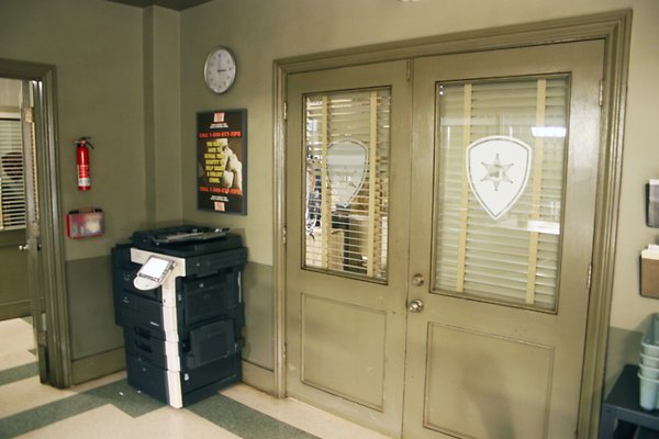 Capital+Arts+Set,+Police+Station (3)