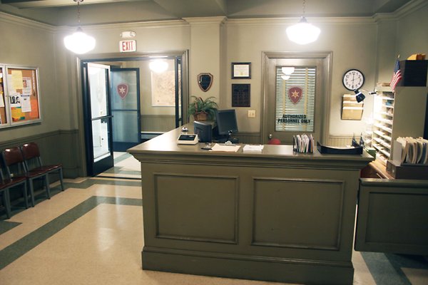 Capital+Arts+Set,+Police+Station (2)