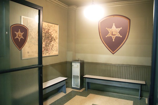 Capital+Arts+Set,+Police+Station