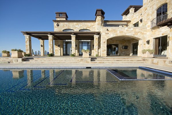 VILLA340 020 1024x1024 - ICON Locations | Malibu Rocky Oats