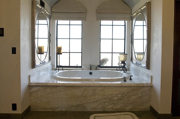 VILLA340 059 1024x1024 - ICON Locations | Malibu Rocky Oats