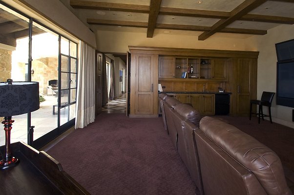 VILLA340 042 1024x1024 - ICON Locations | Malibu Rocky Oats