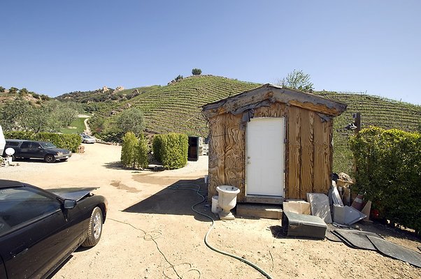 VILLA340 094 1024x1024 - ICON Locations | Malibu Rocky Oats