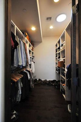 9700 closet