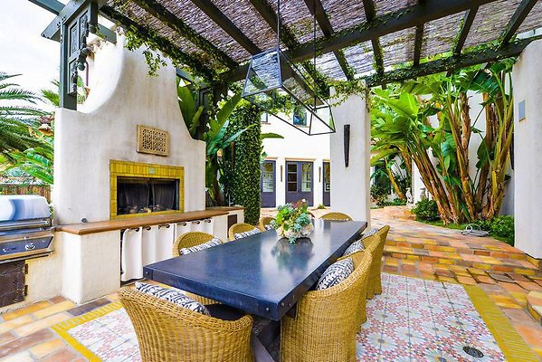 UNIVERSAL LA FILM SITESD 5