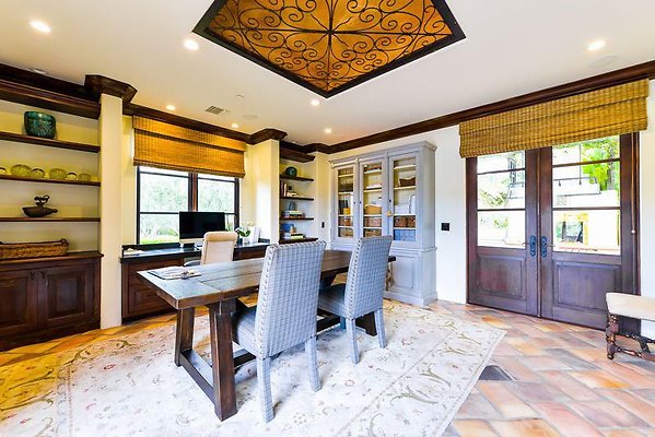 UNIVERSAL LA FILM SITESK 5