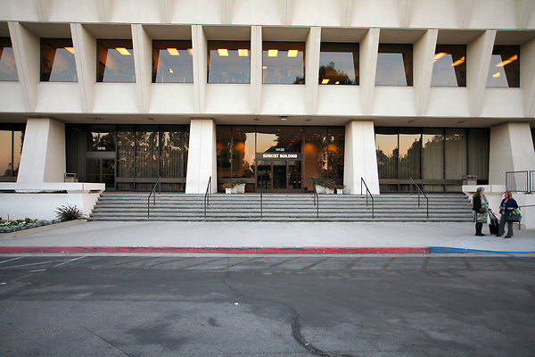 SunkistBuilding 2013-12-12 STST 005