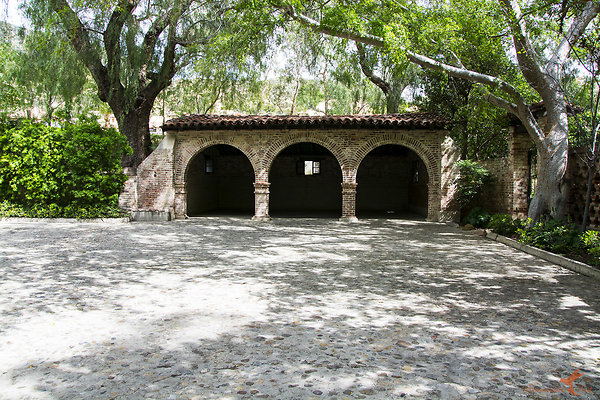 Sitting Bull 06 Motor Court