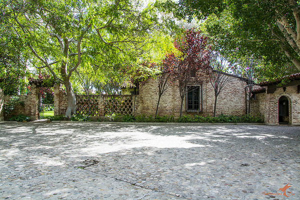 Sitting Bull 08 Motor Court